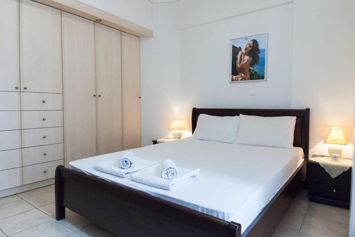 Scenic Balcony Apt In Vibrant Petralona Atena Exterior foto