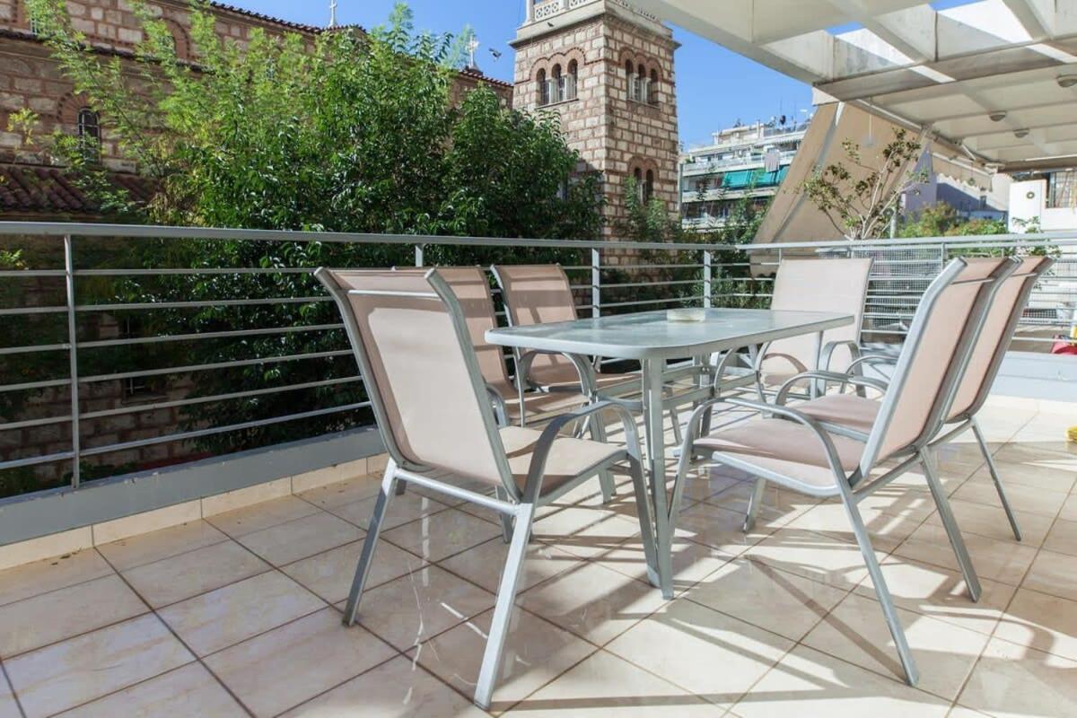 Scenic Balcony Apt In Vibrant Petralona Atena Exterior foto