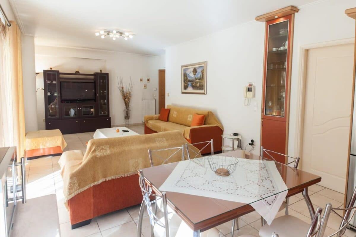 Scenic Balcony Apt In Vibrant Petralona Atena Exterior foto