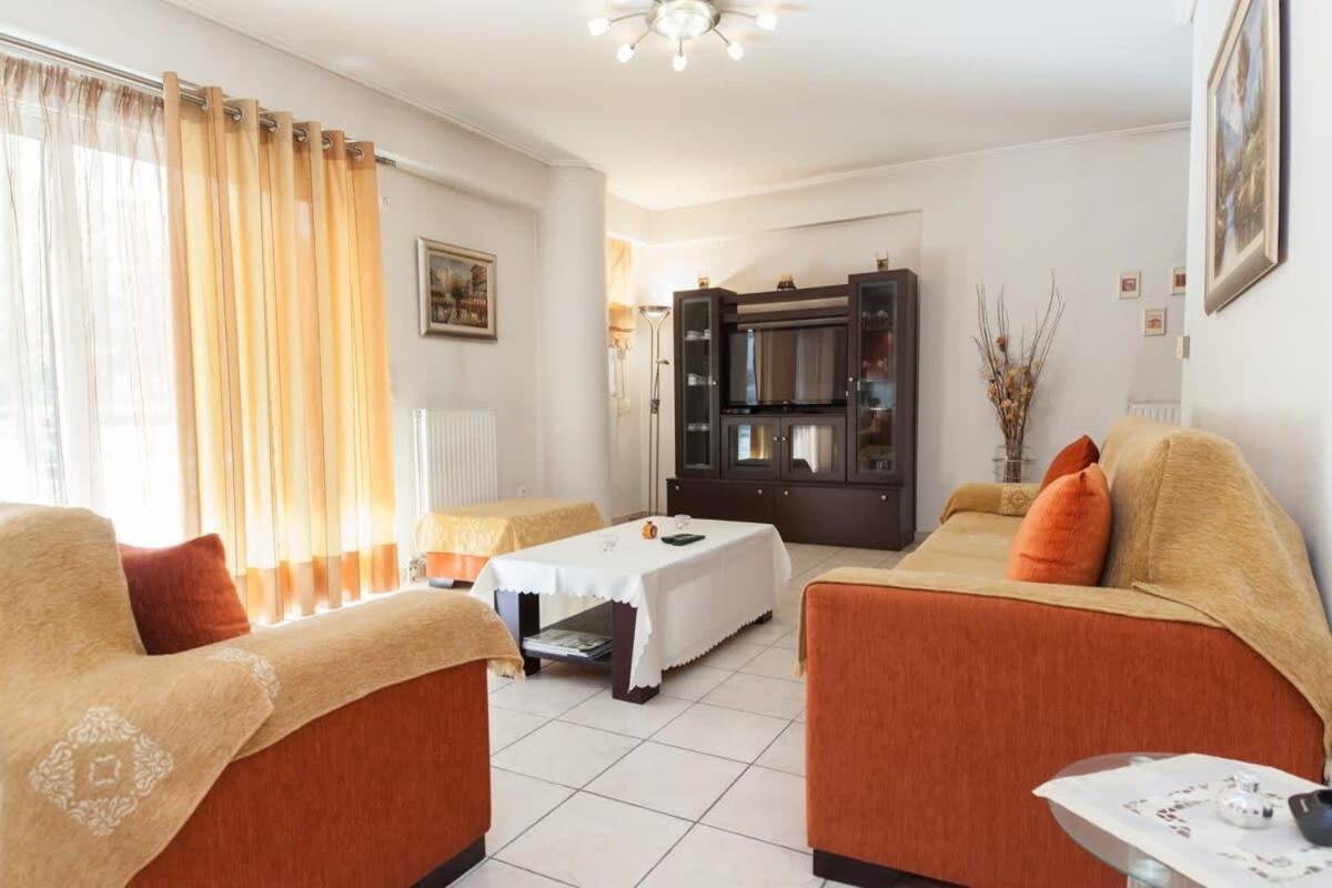 Scenic Balcony Apt In Vibrant Petralona Atena Exterior foto